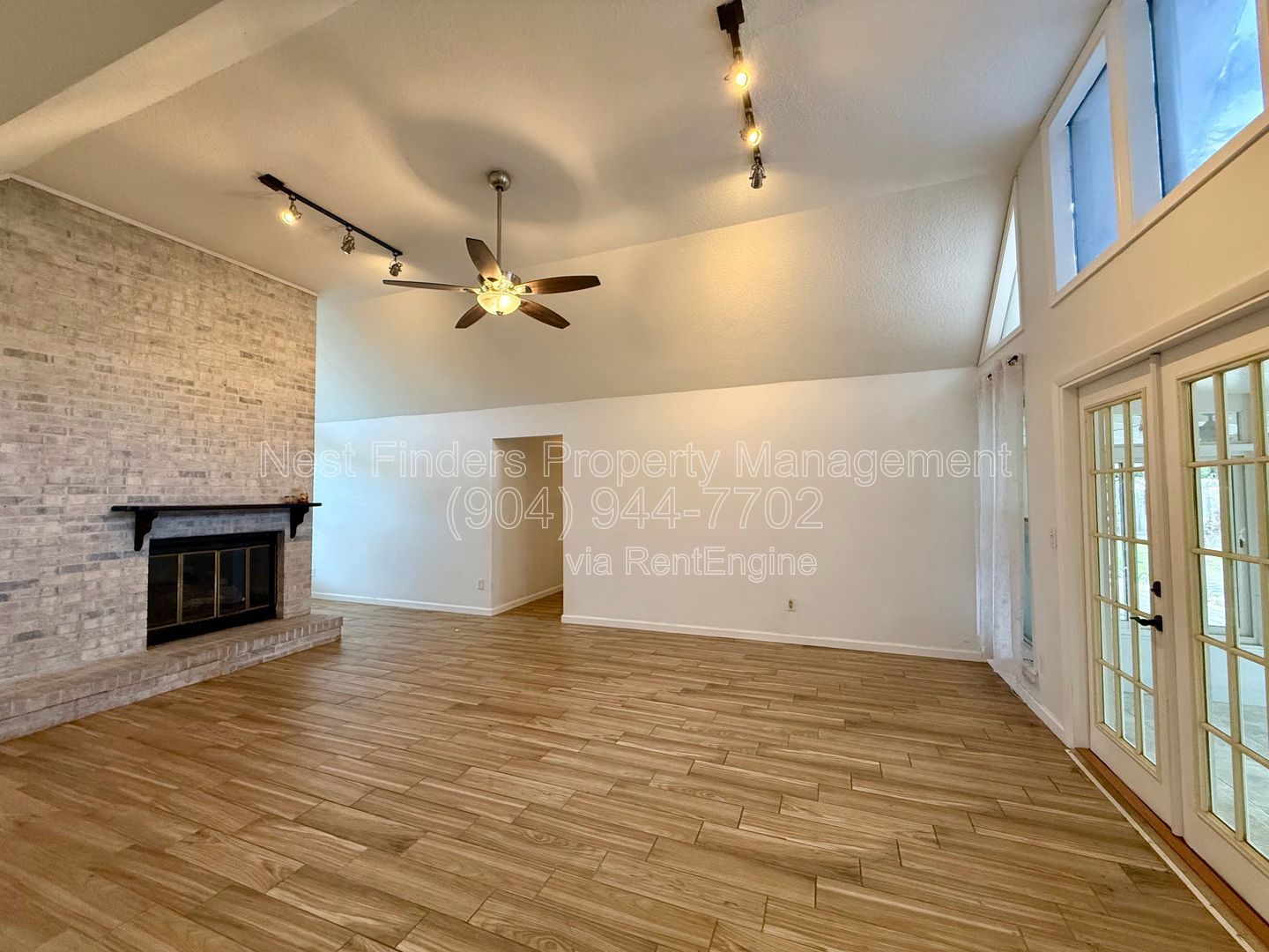 Gallery Image 13
