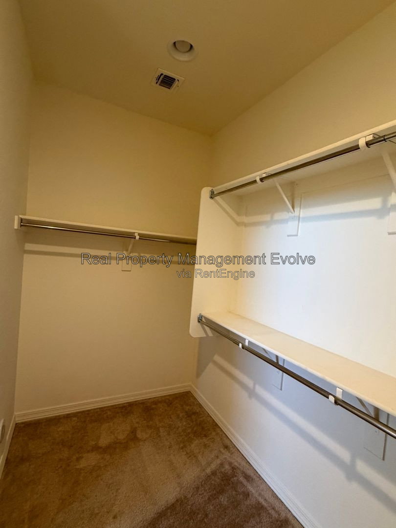 Gallery Image 19