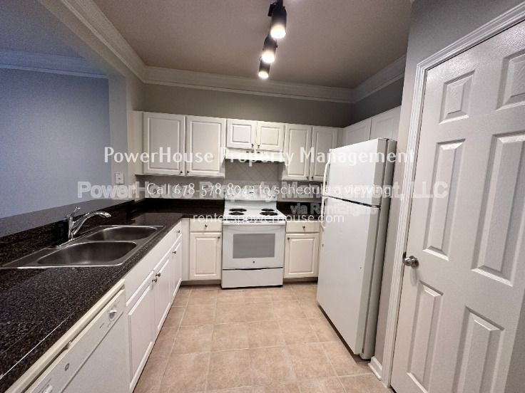 Gallery Image 17
