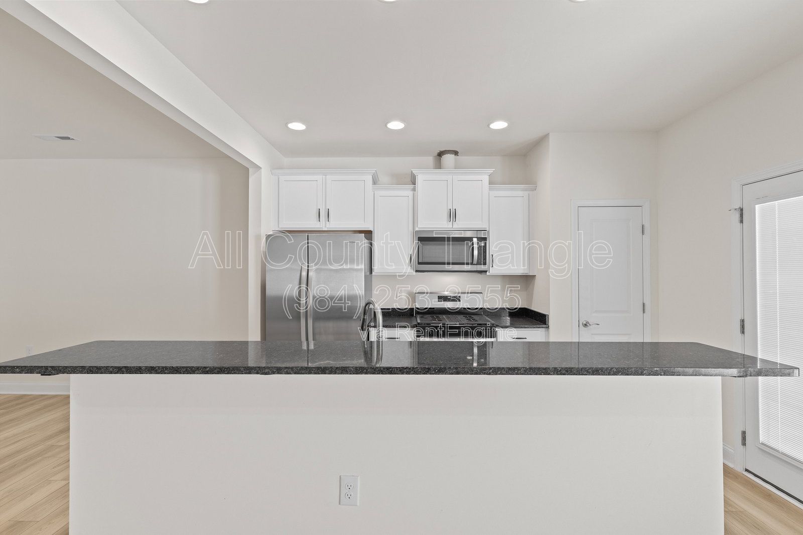 Gallery Image 14