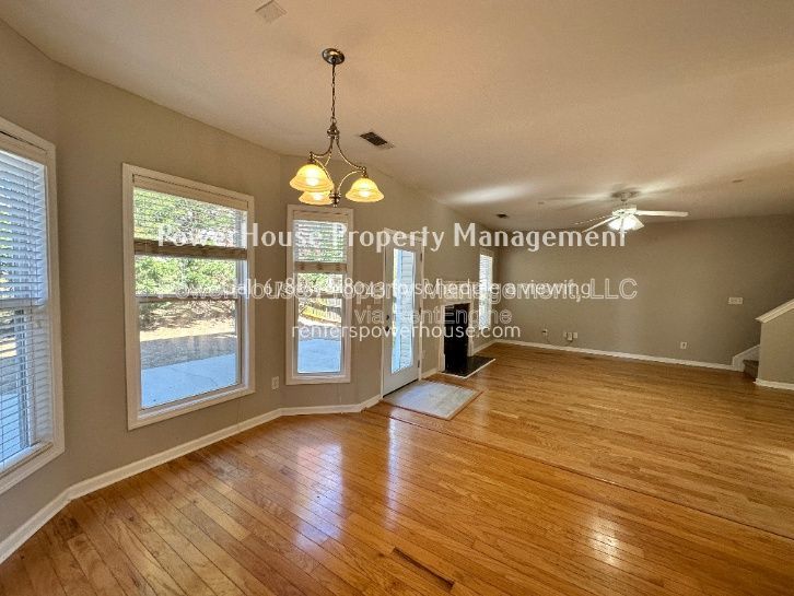 Gallery Image 38