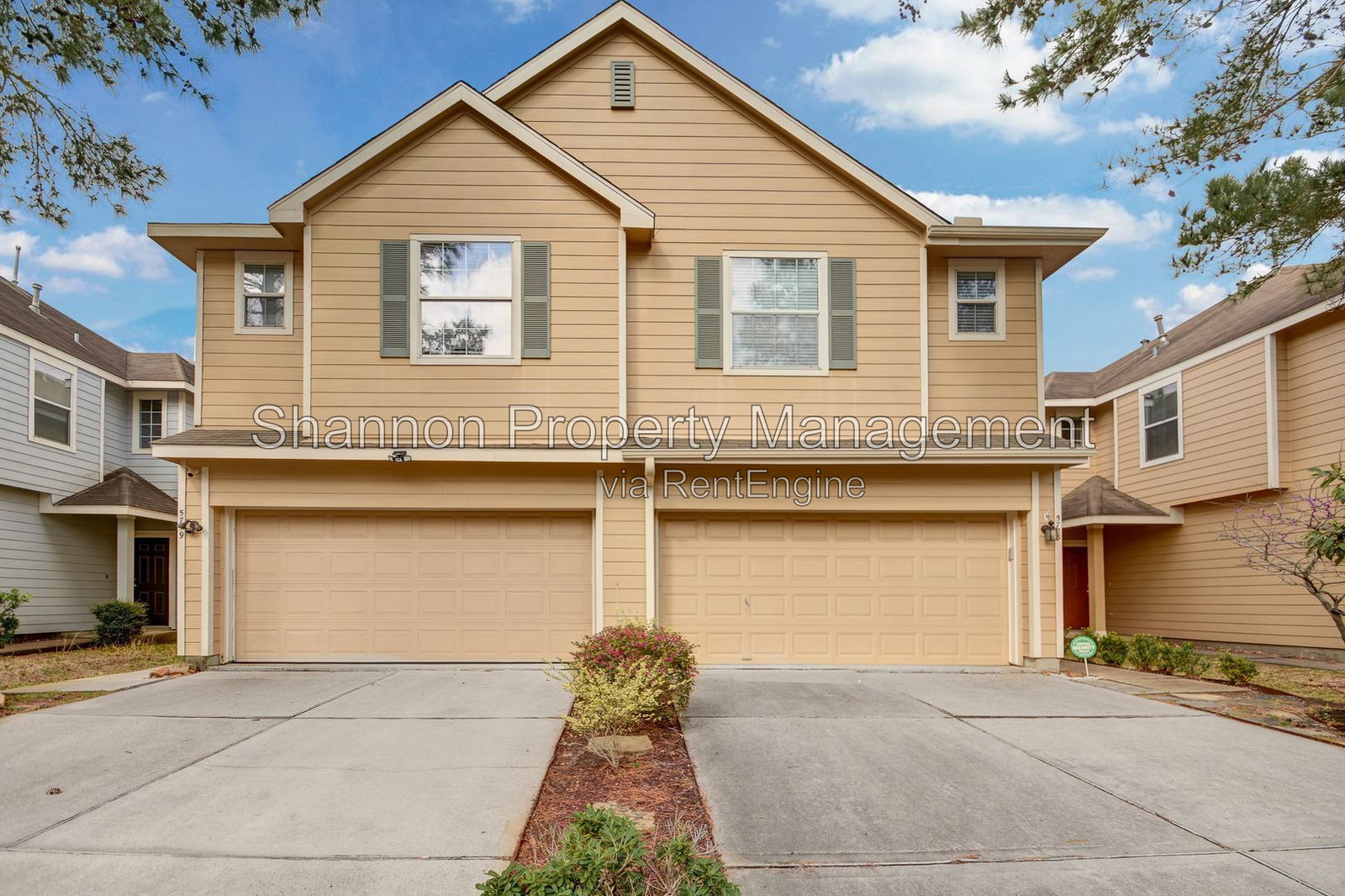 3 Bedroom Townhome – 5723 Vinemont Ln., Houston, TX 77084