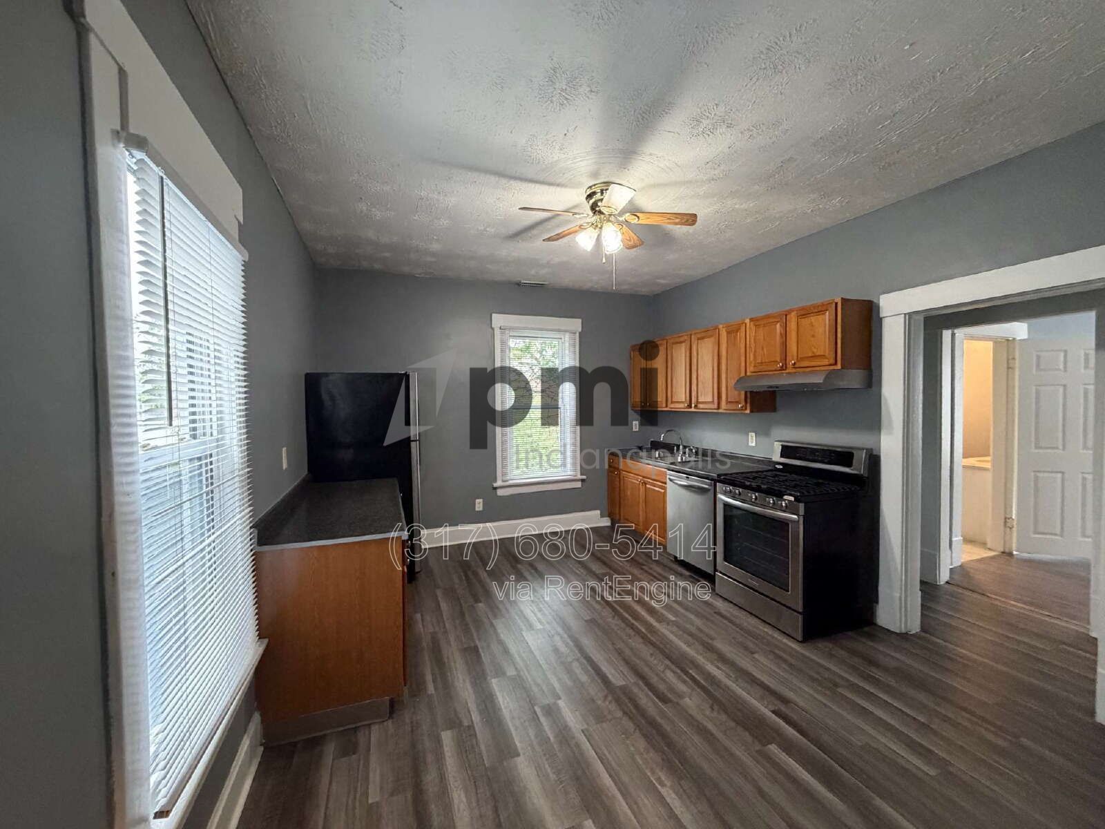 Gallery Image 0