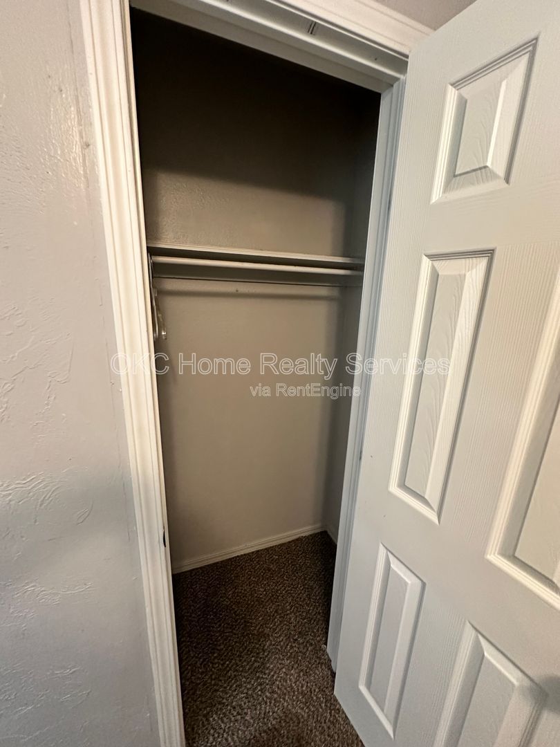 Gallery Image 17