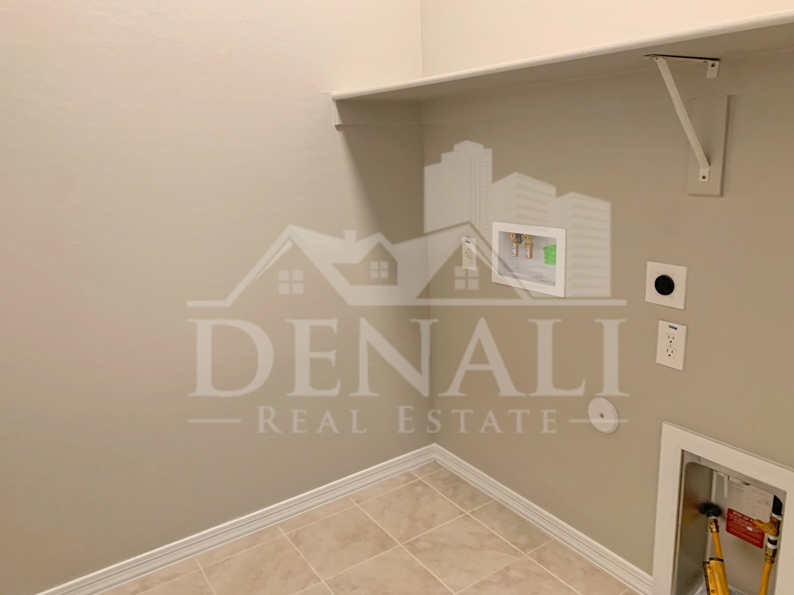 Gallery Image 13