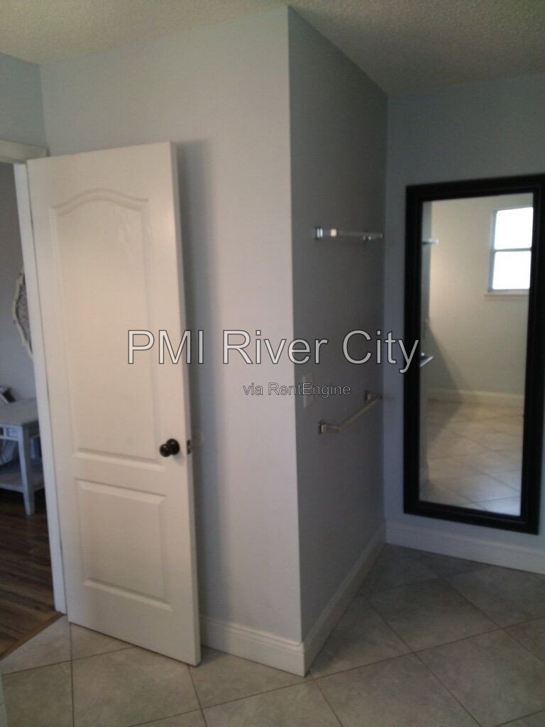 Gallery Image 46