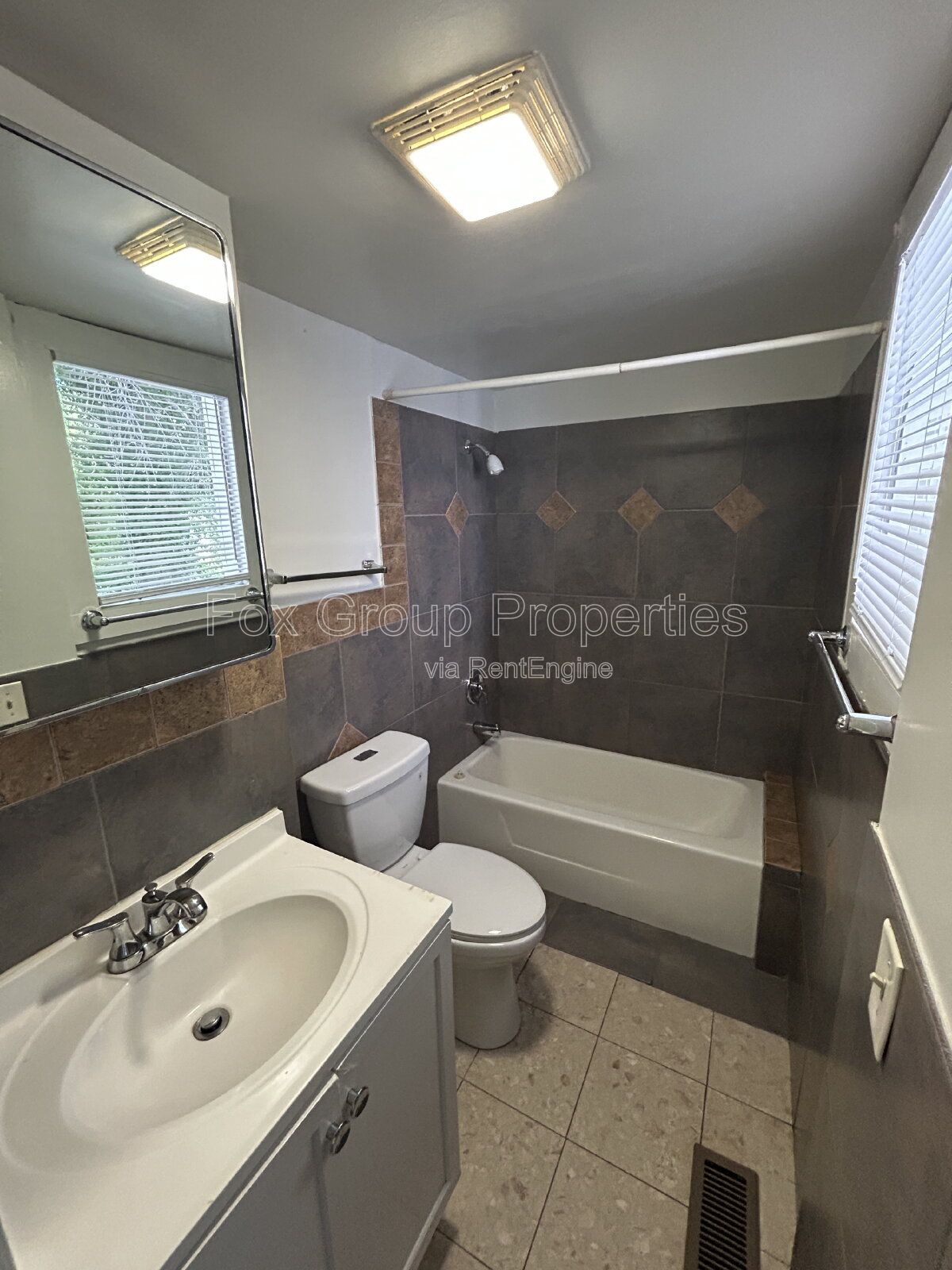 Gallery Image 16