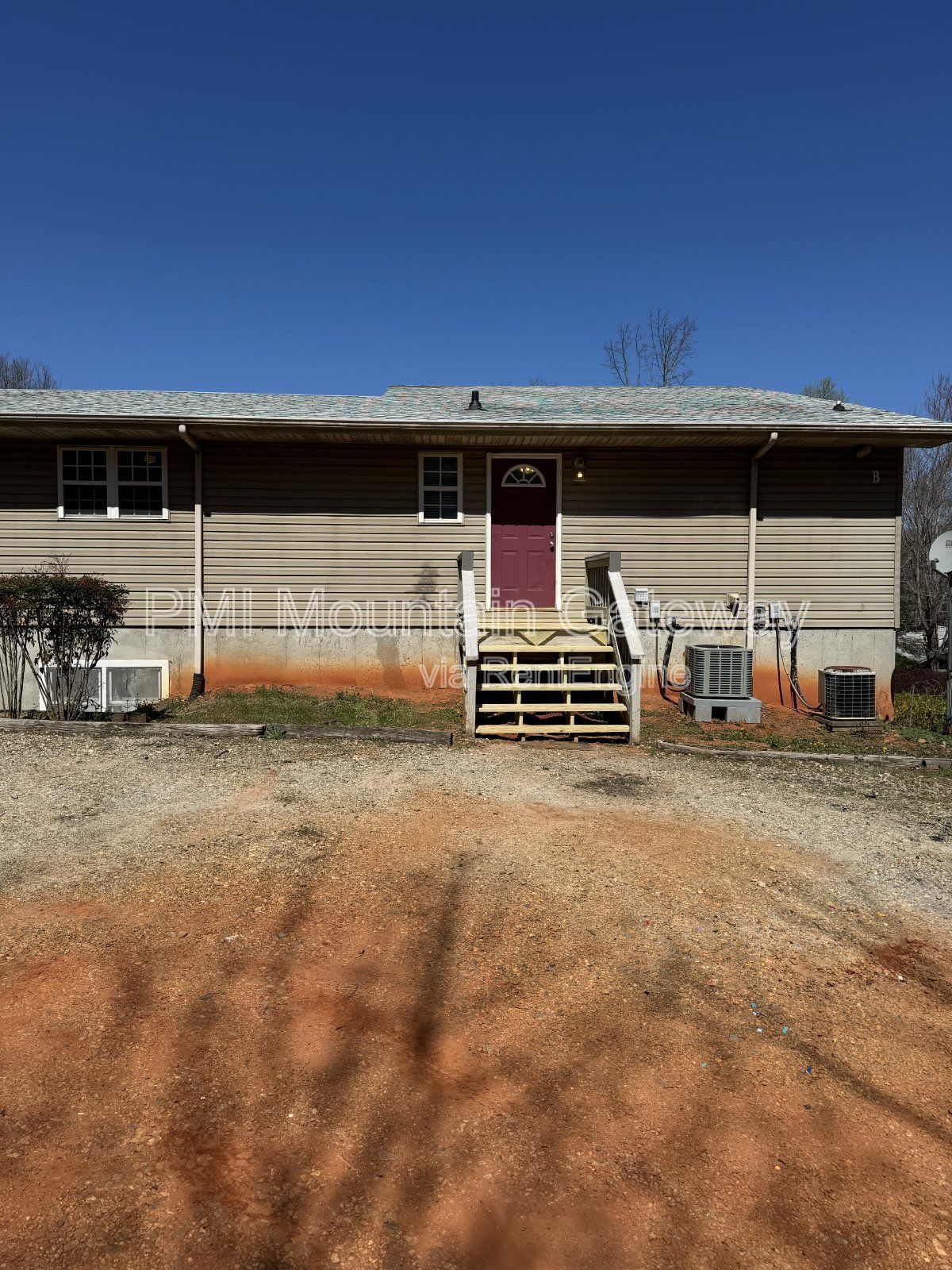 Gallery Image 0