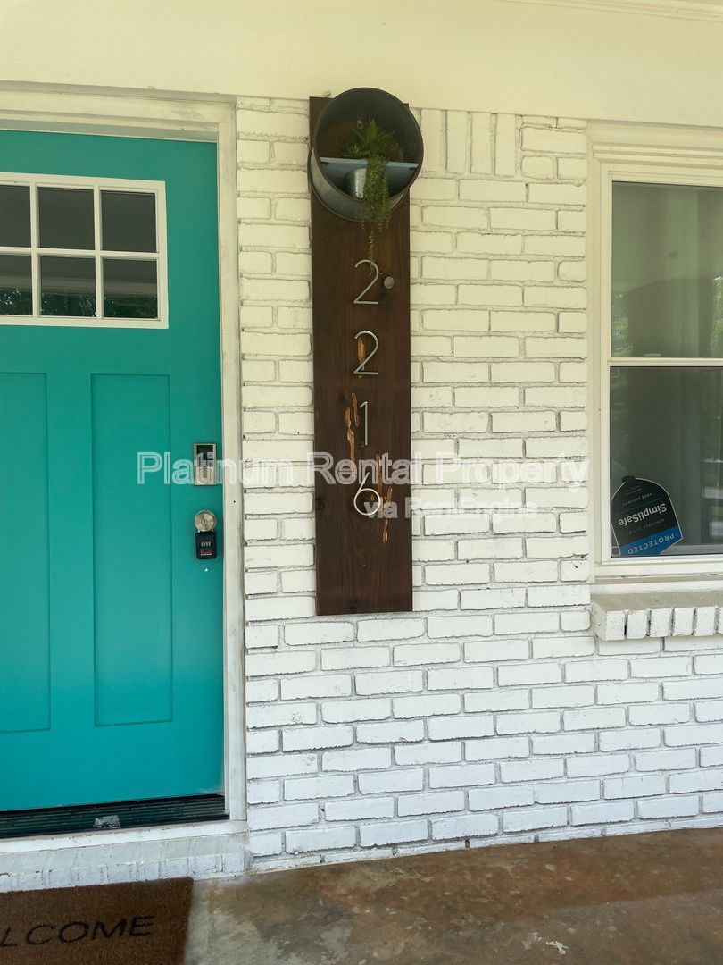 Gallery Image 6