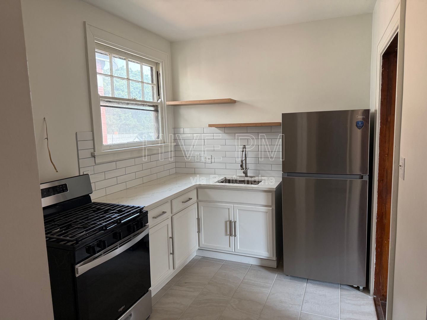 Gallery Image 18