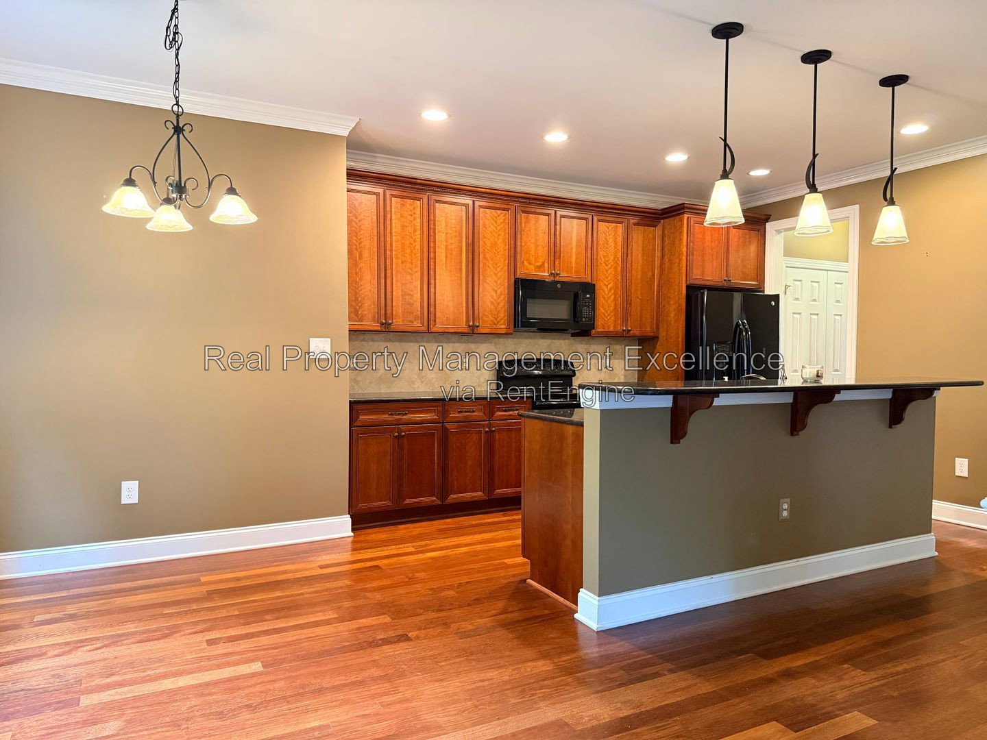 Gallery Image 14
