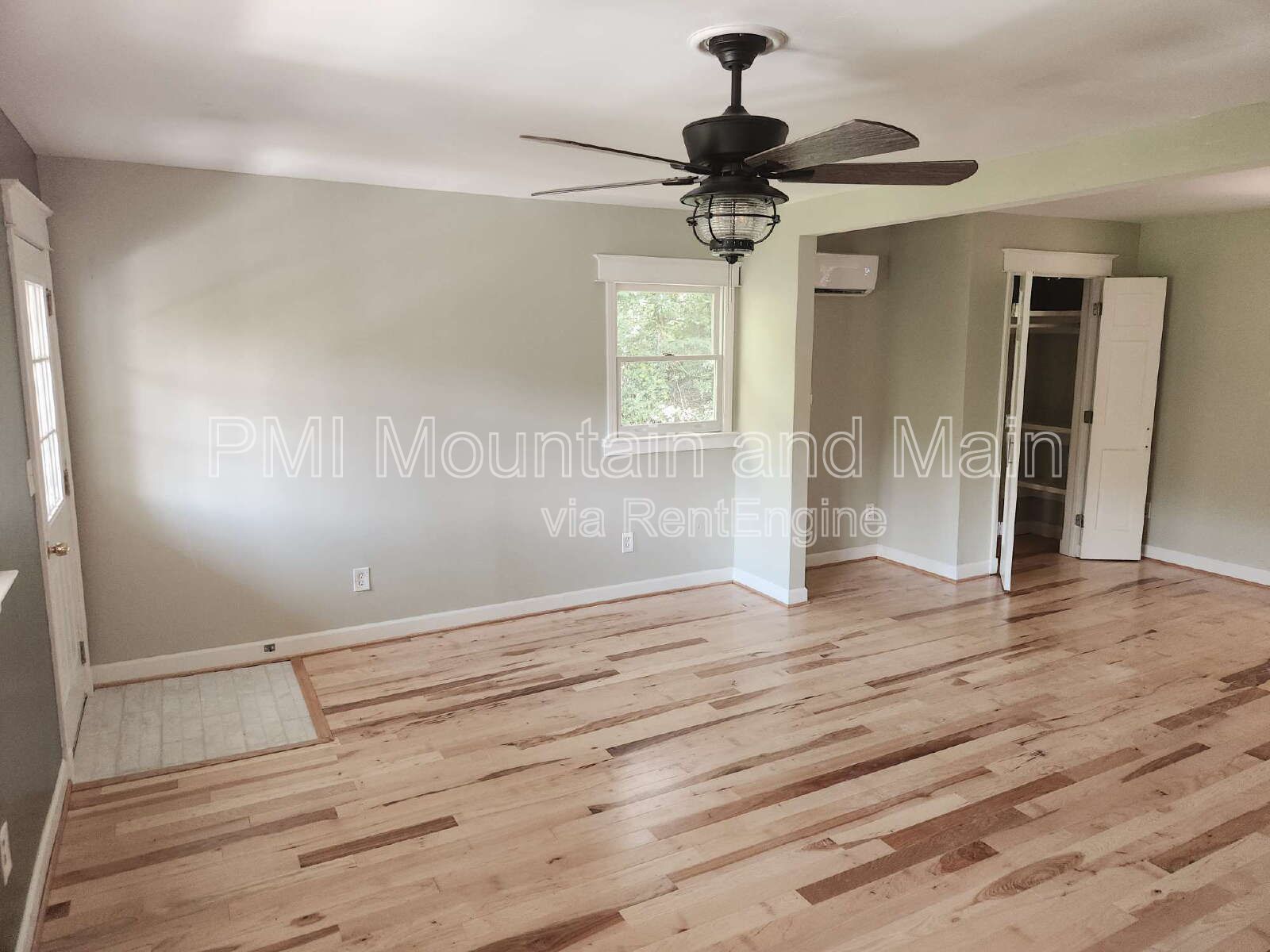 Gallery Image 30