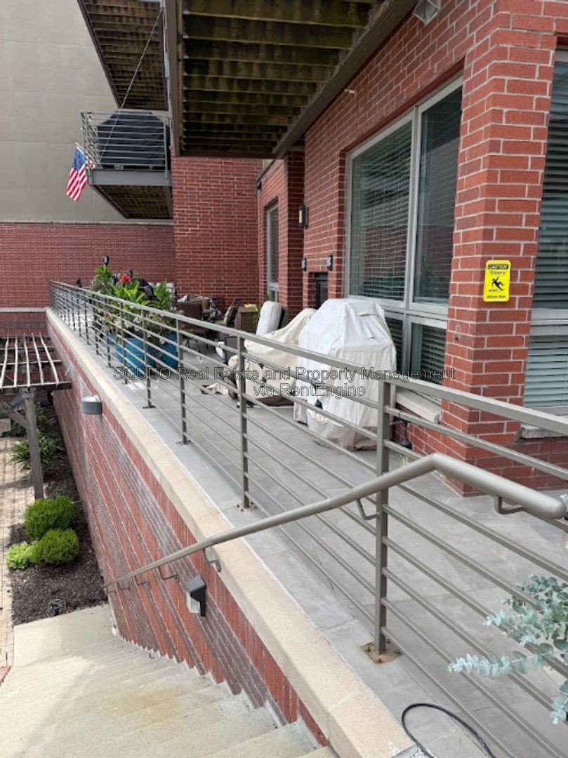 Gallery Image 16