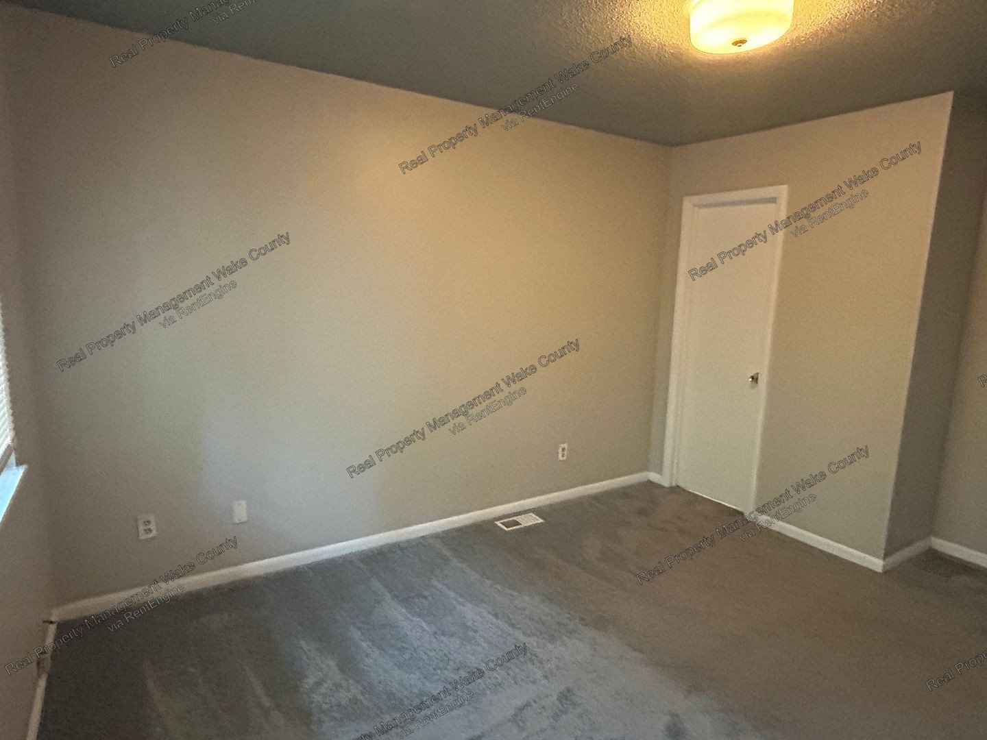Gallery Image 37