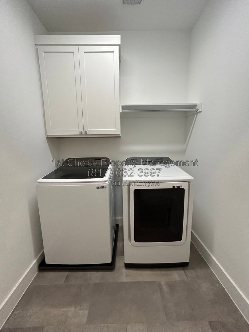 Gallery Image 37