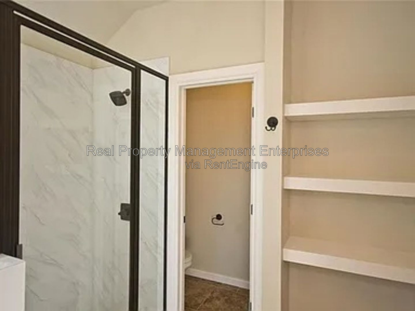 Gallery Image 17