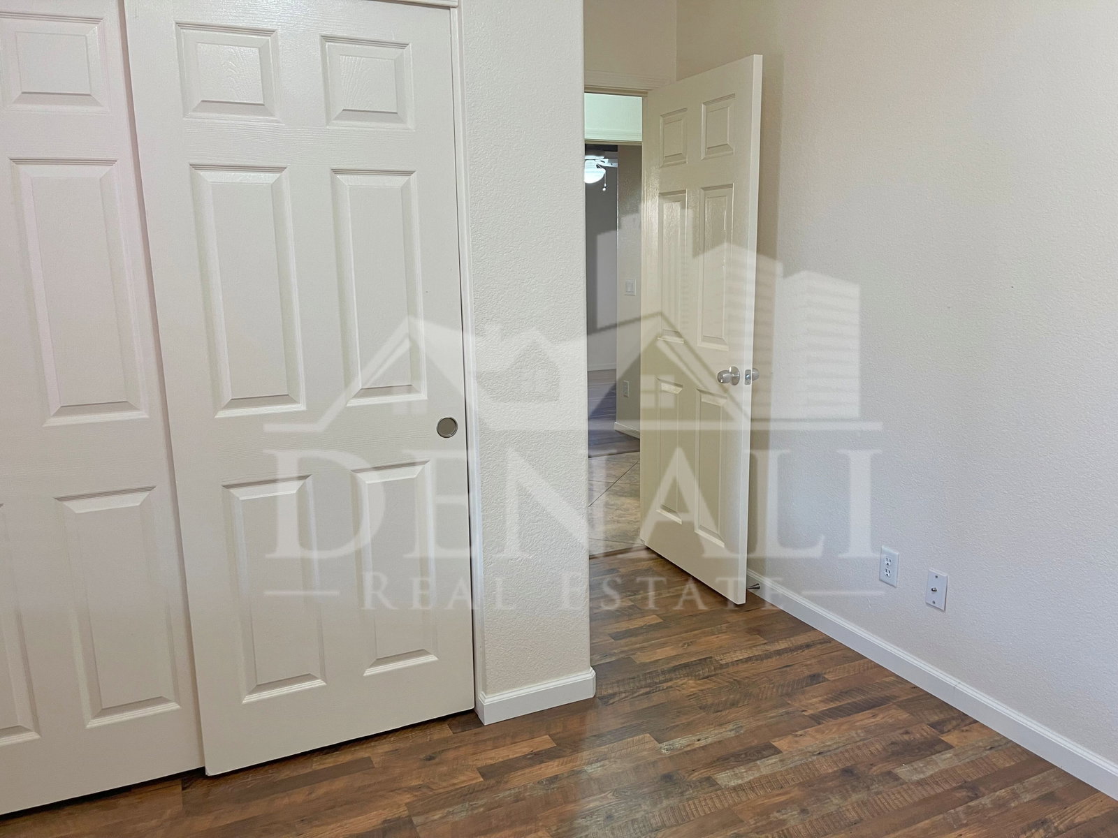 Gallery Image 18
