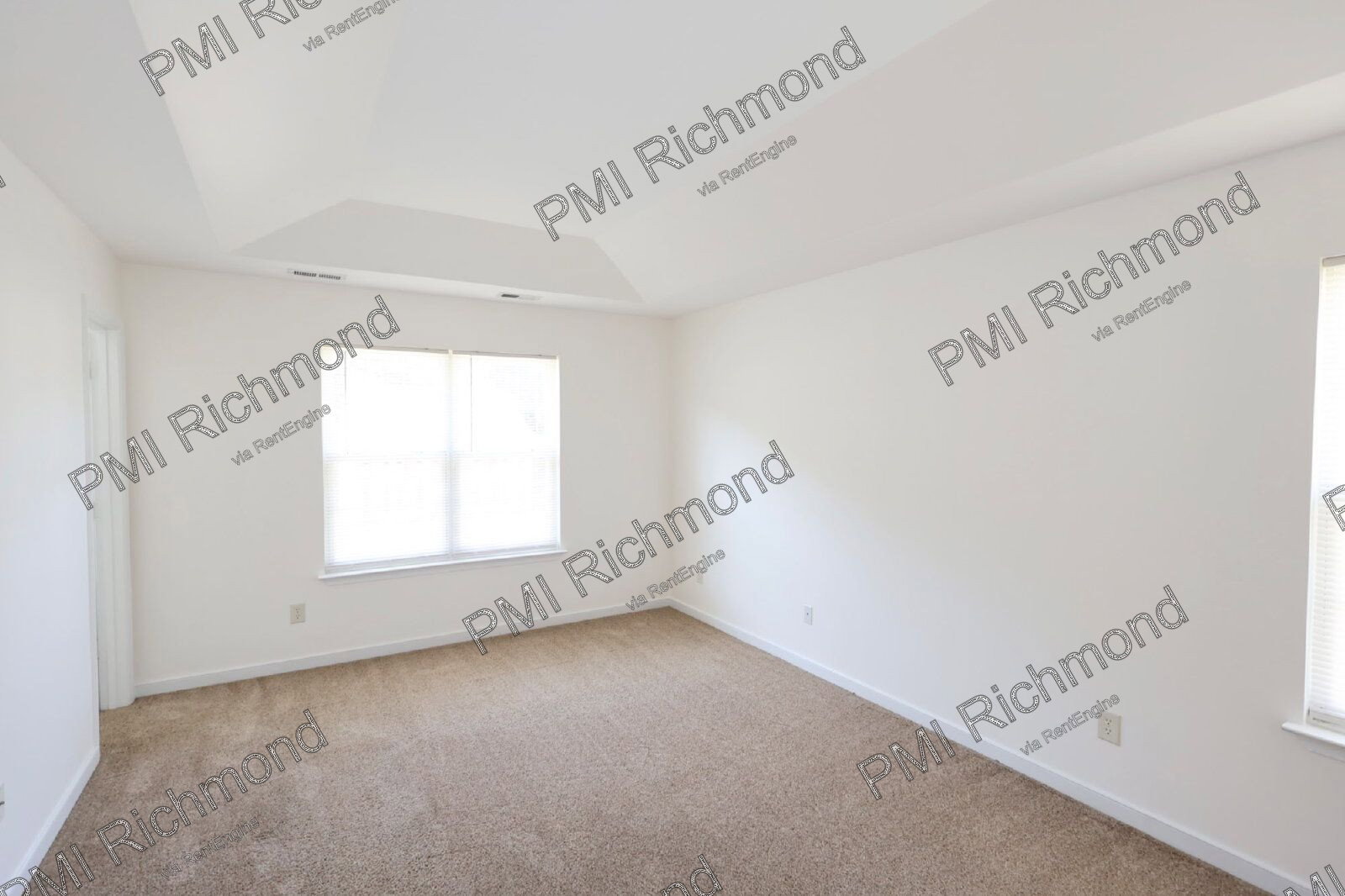 Gallery Image 37