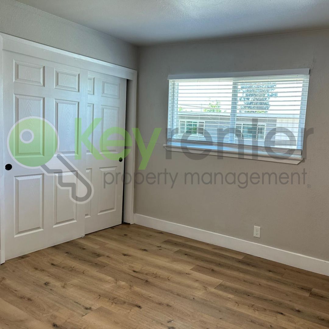 Gallery Image 19