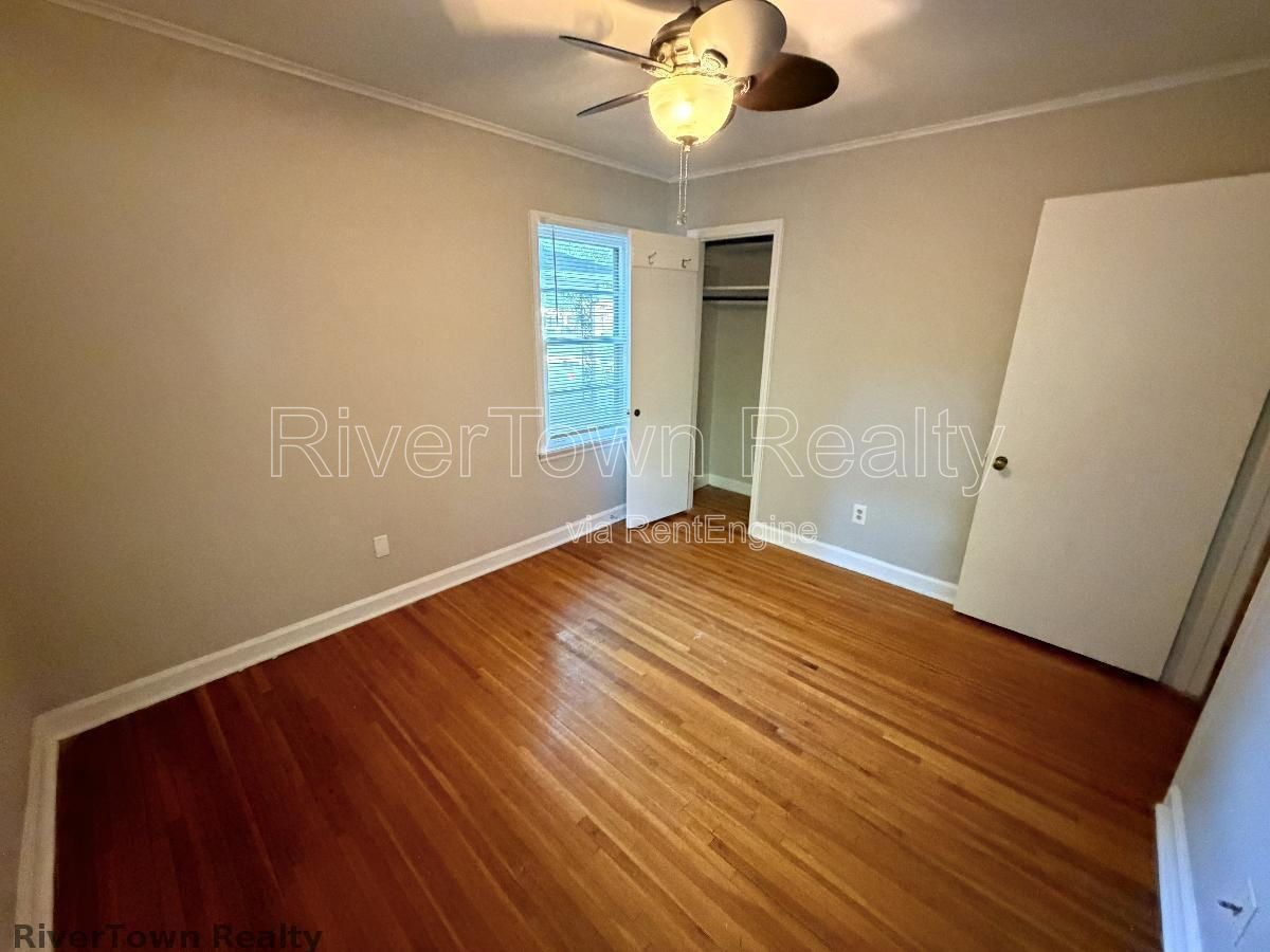 Gallery Image 12