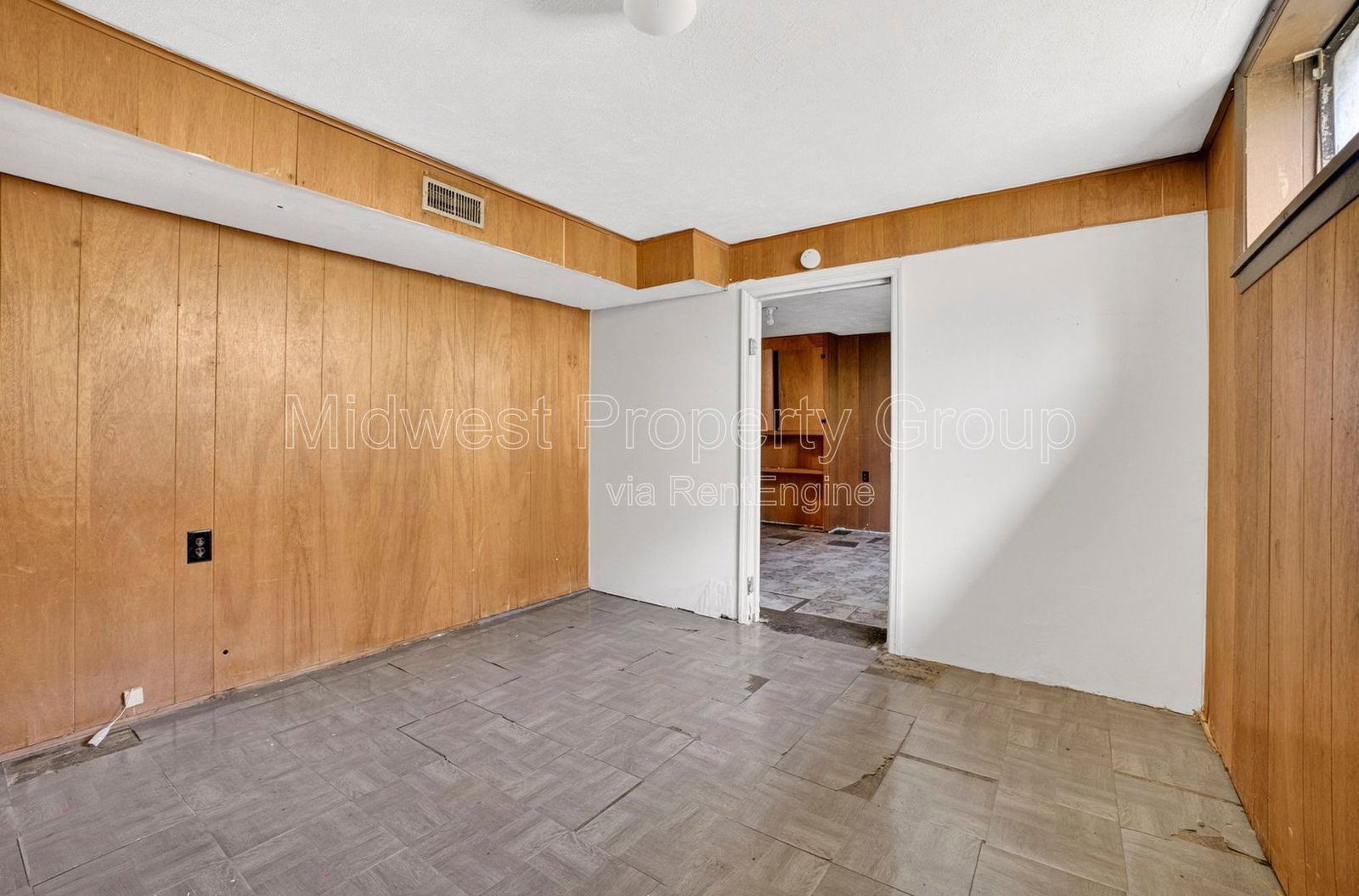 Gallery Image 17