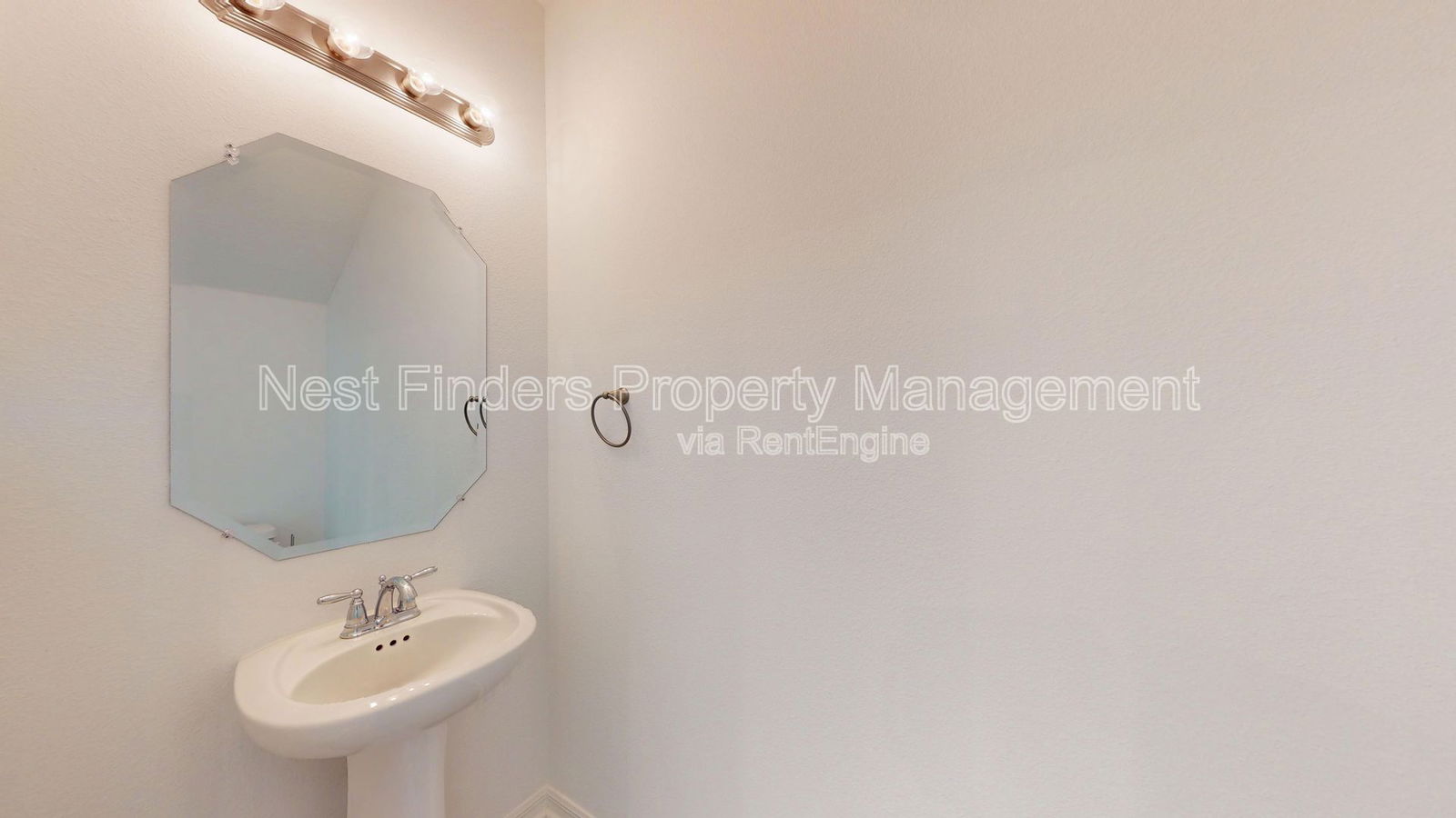 Gallery Image 19