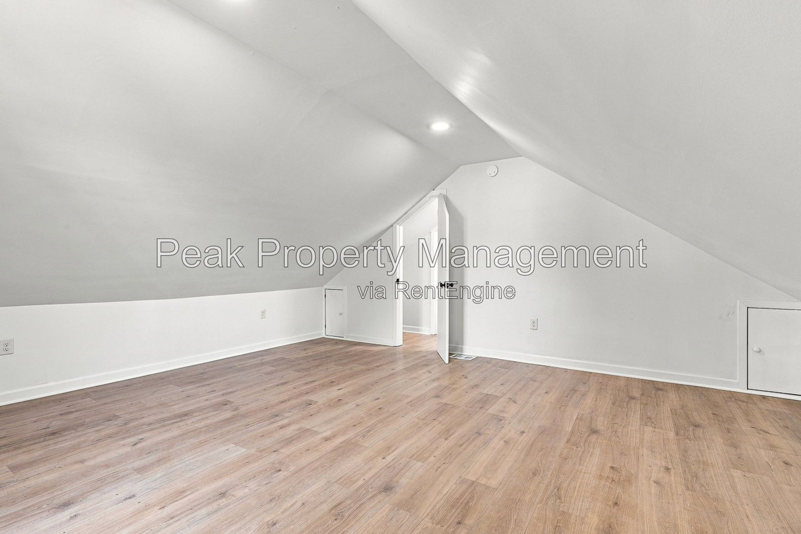 Gallery Image 16