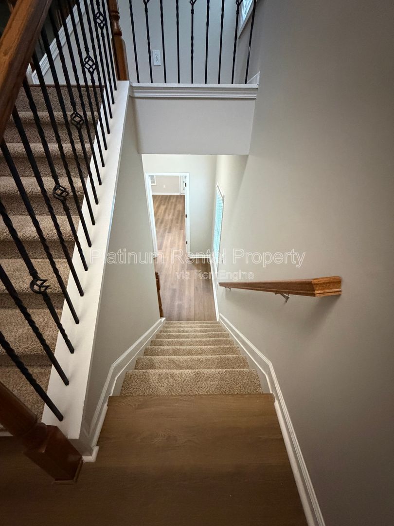 Gallery Image 33