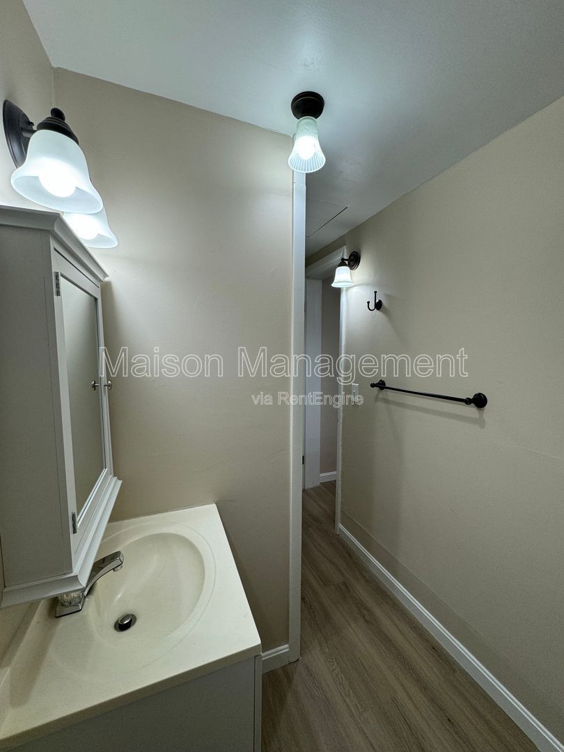 Gallery Image 11