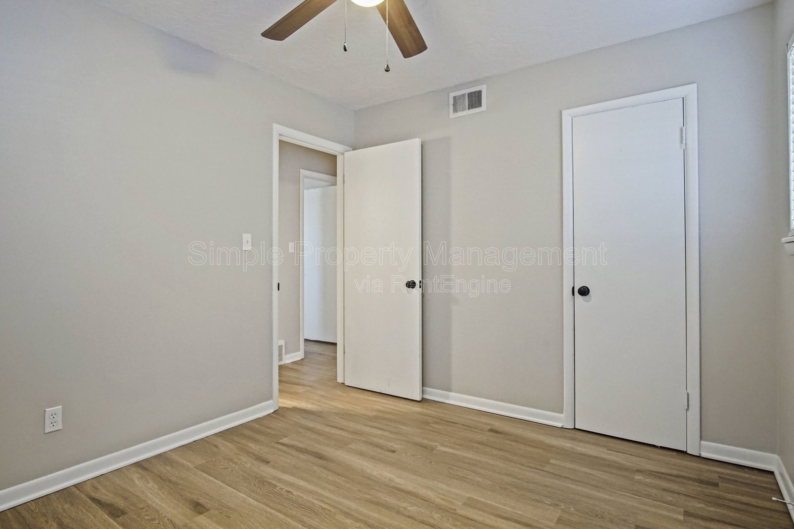 Gallery Image 16