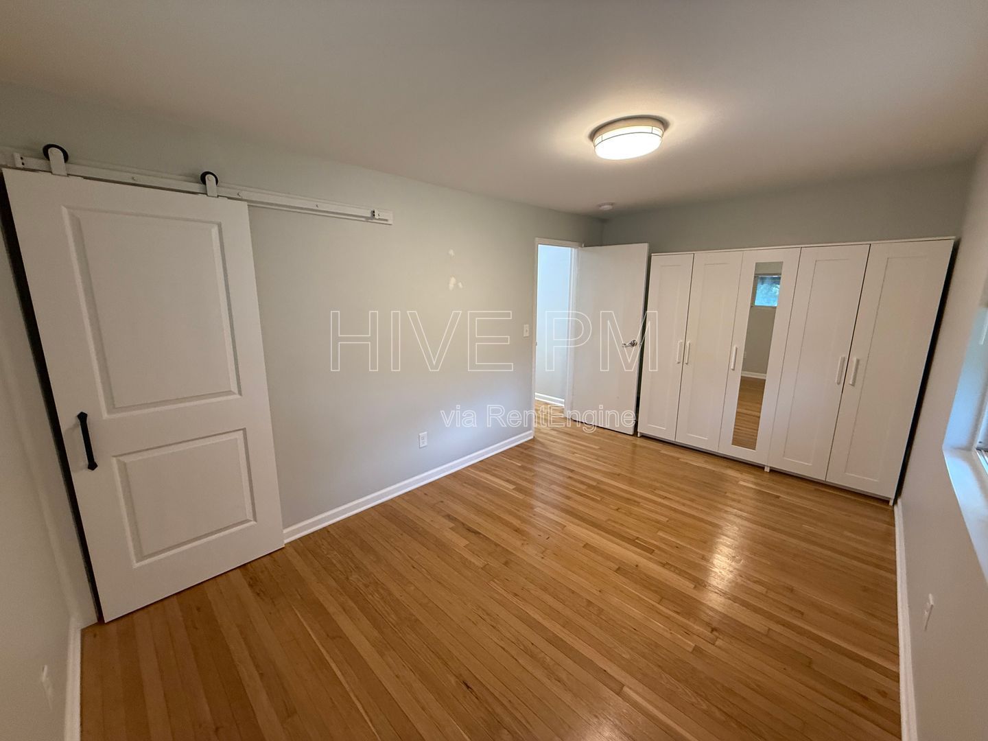 Gallery Image 9