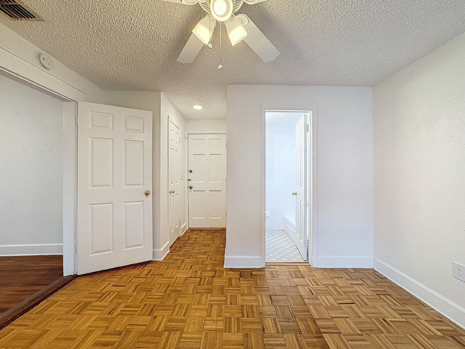 Gallery Image 31