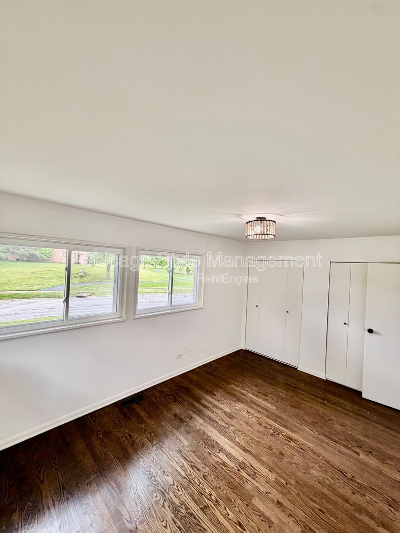 Gallery Image 18