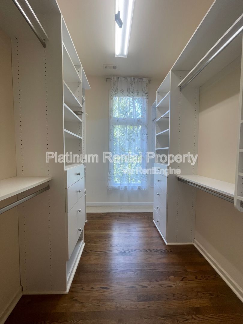 Gallery Image 55