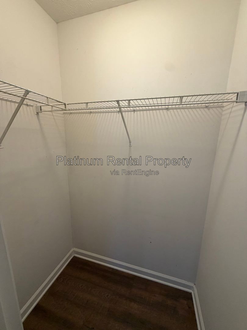 Gallery Image 18
