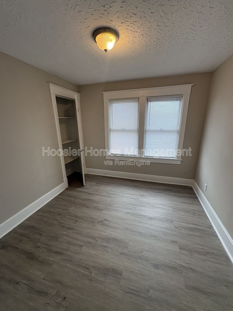Gallery Image 14