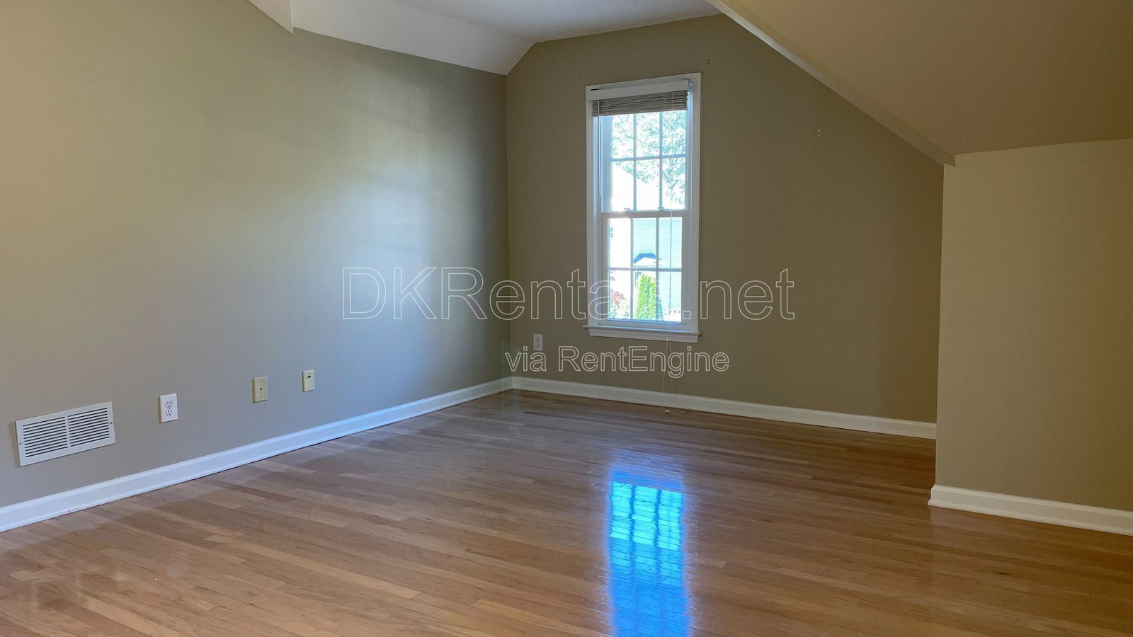 Gallery Image 27