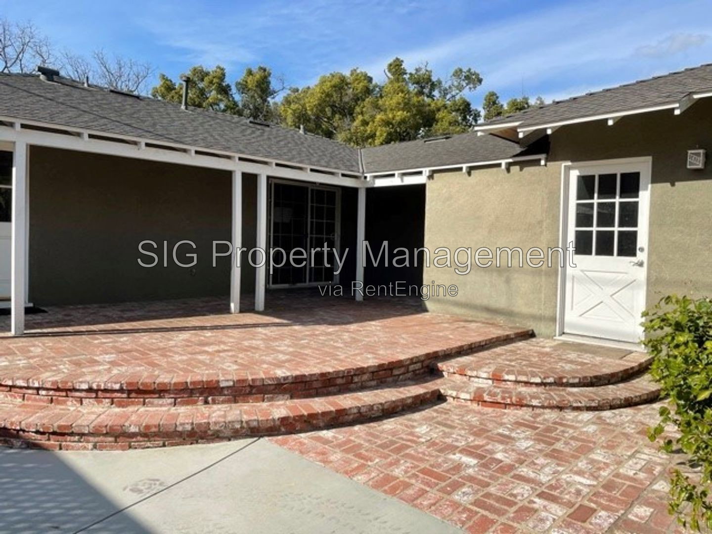 Gallery Image 16