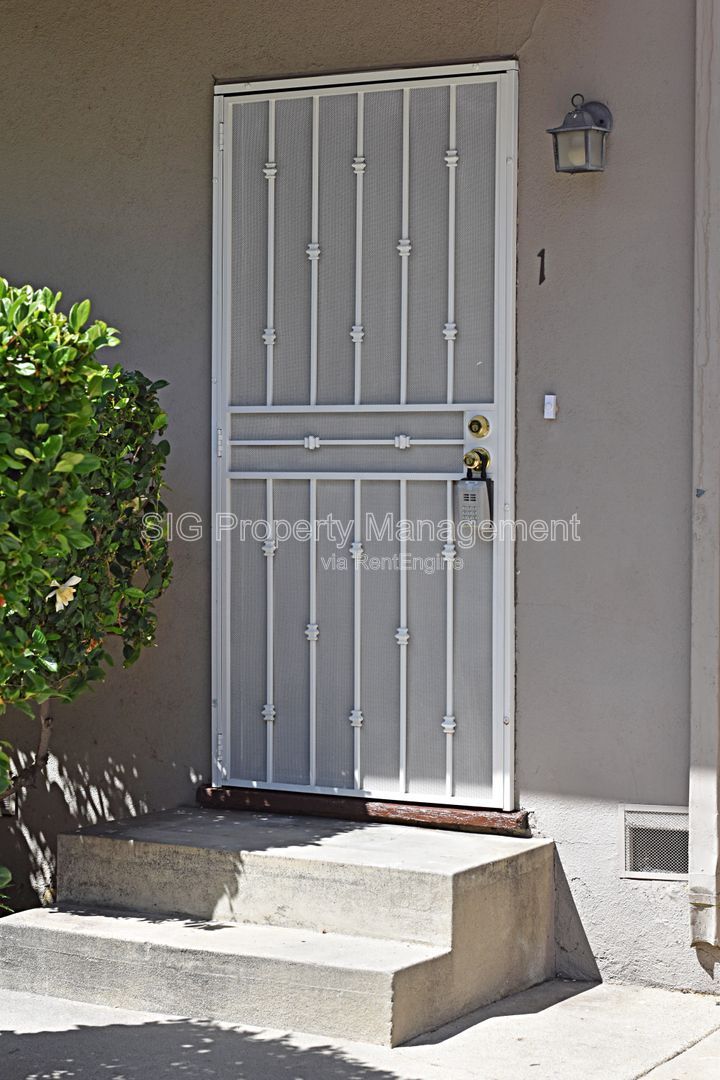 Gallery Image 14