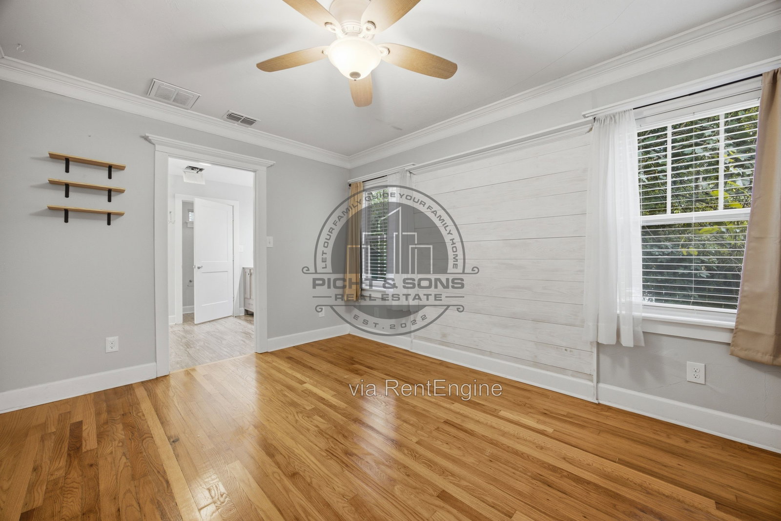 Gallery Image 16