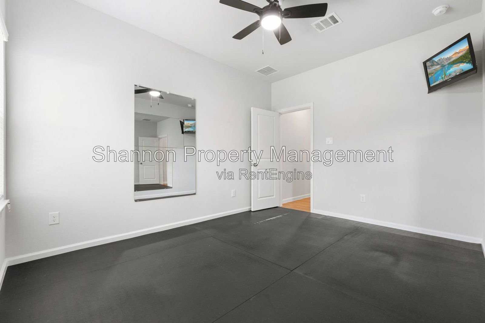 Gallery Image 17