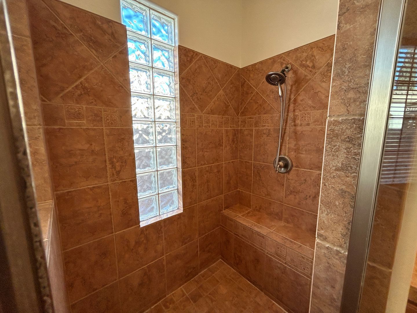 Gallery Image 18