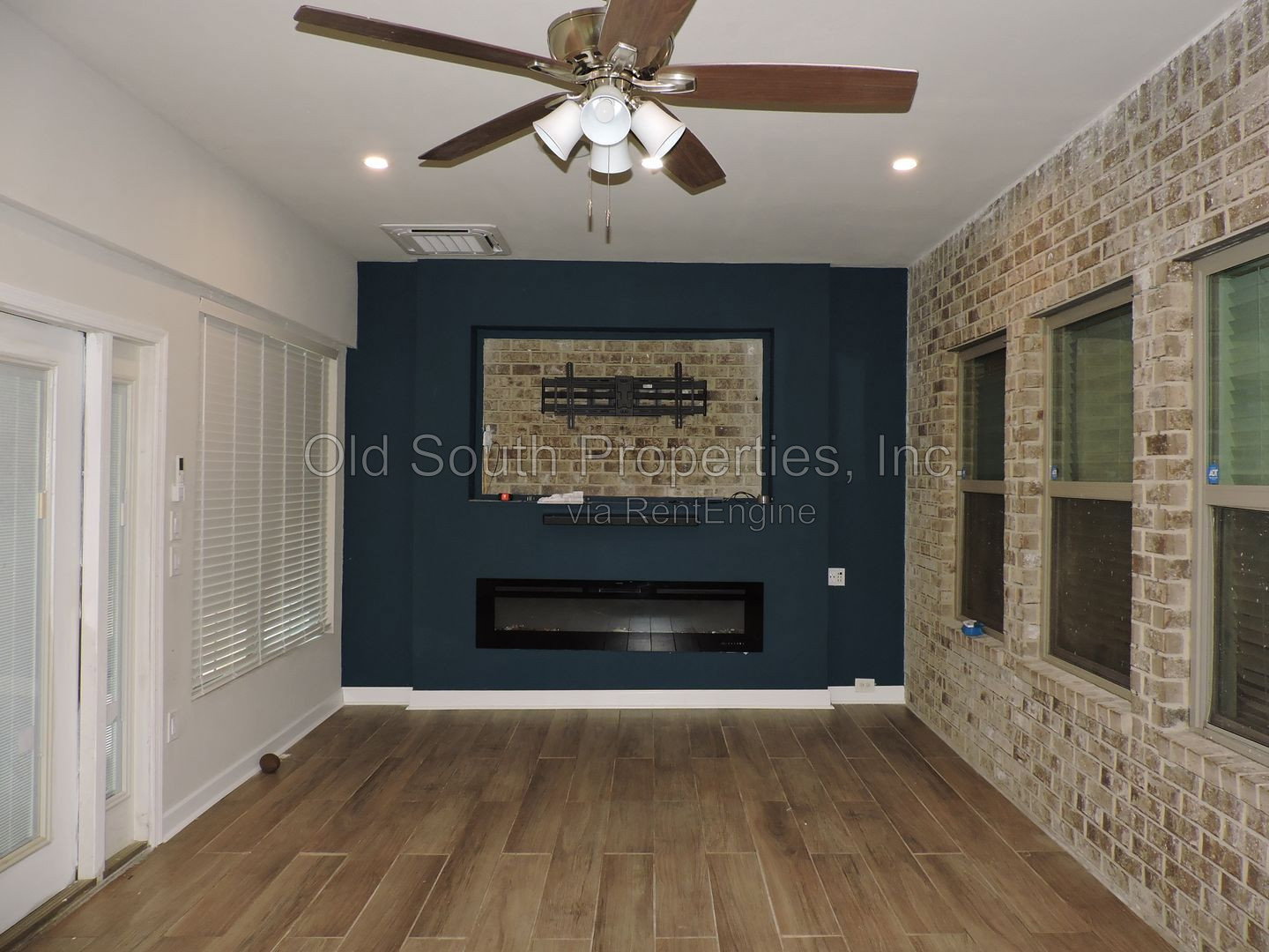 Gallery Image 15