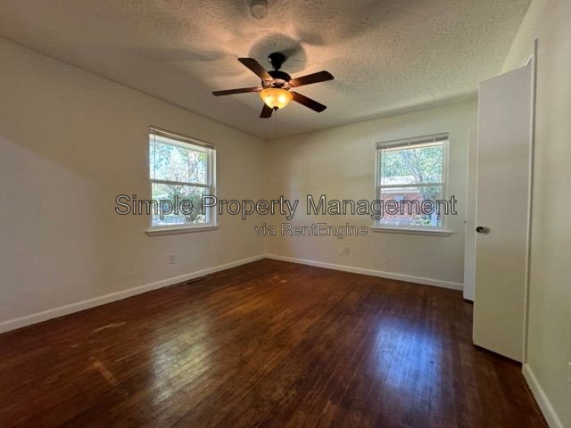 Gallery Image 15