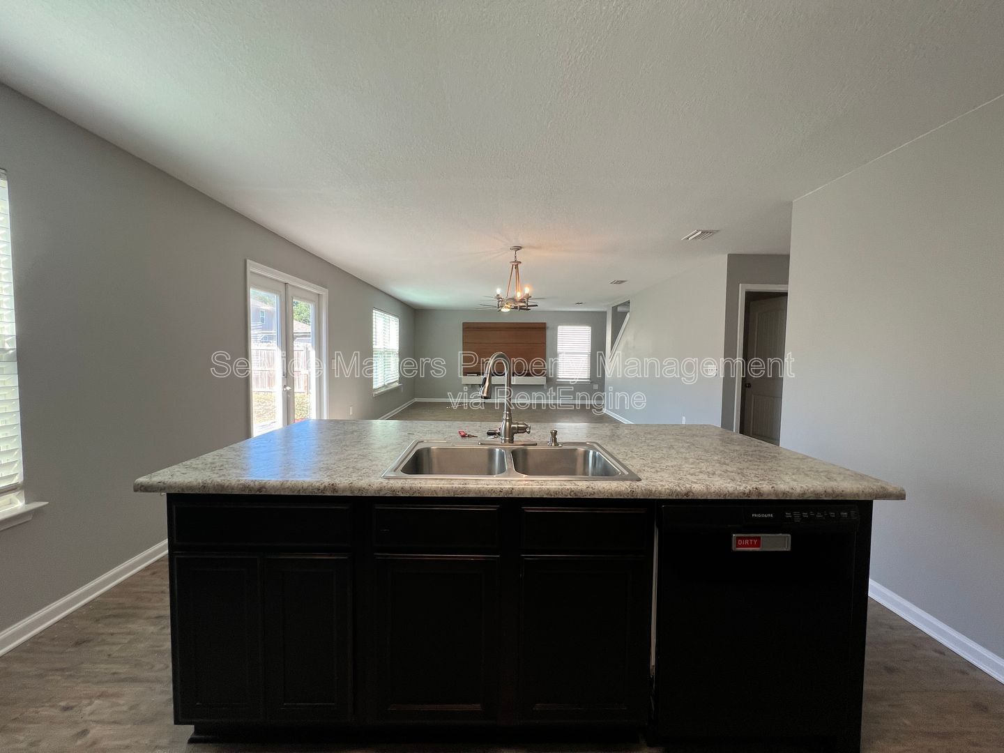 Gallery Image 17