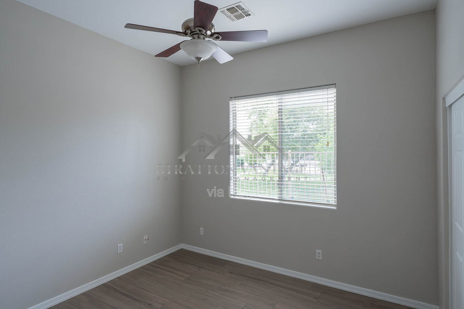 Gallery Image 19