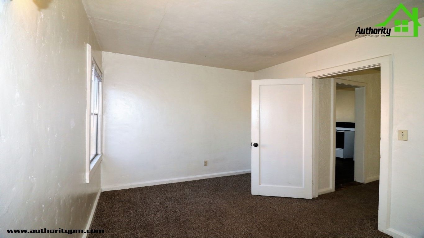 Gallery Image 16