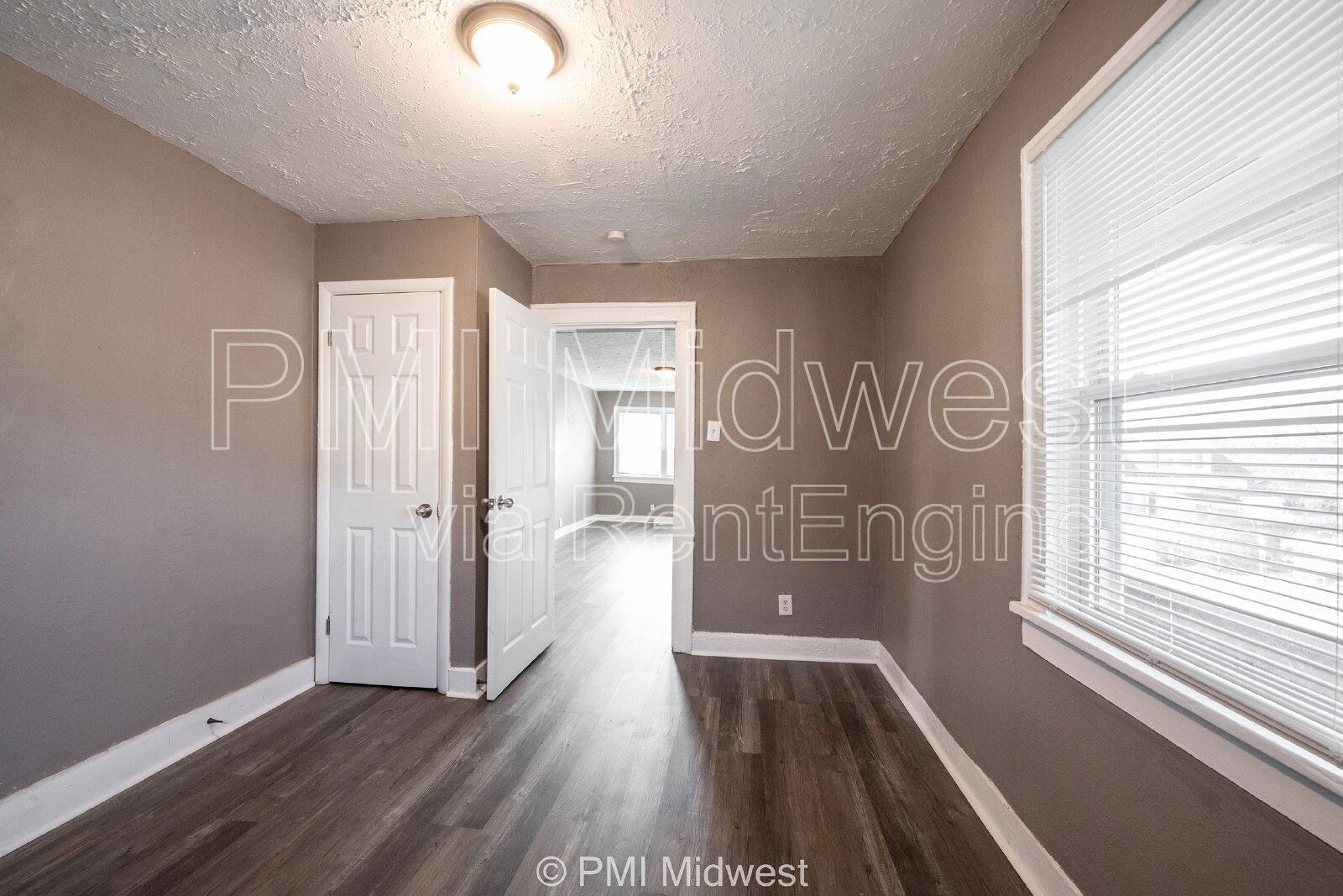 Gallery Image 16
