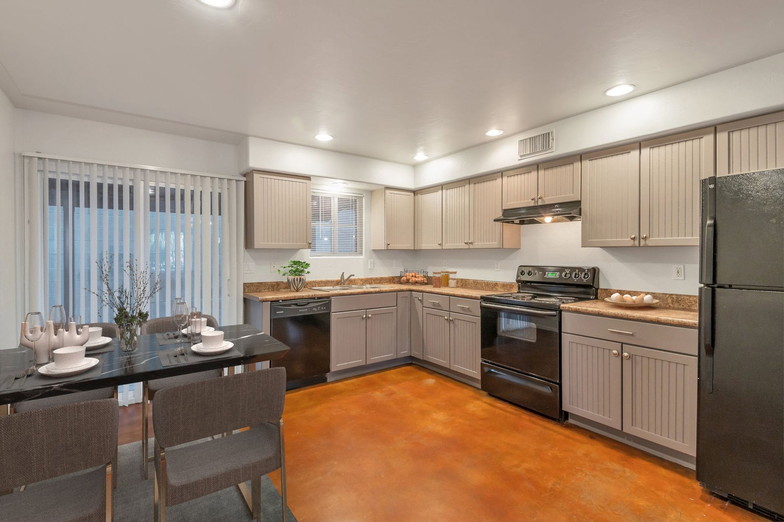 Gallery Image 32