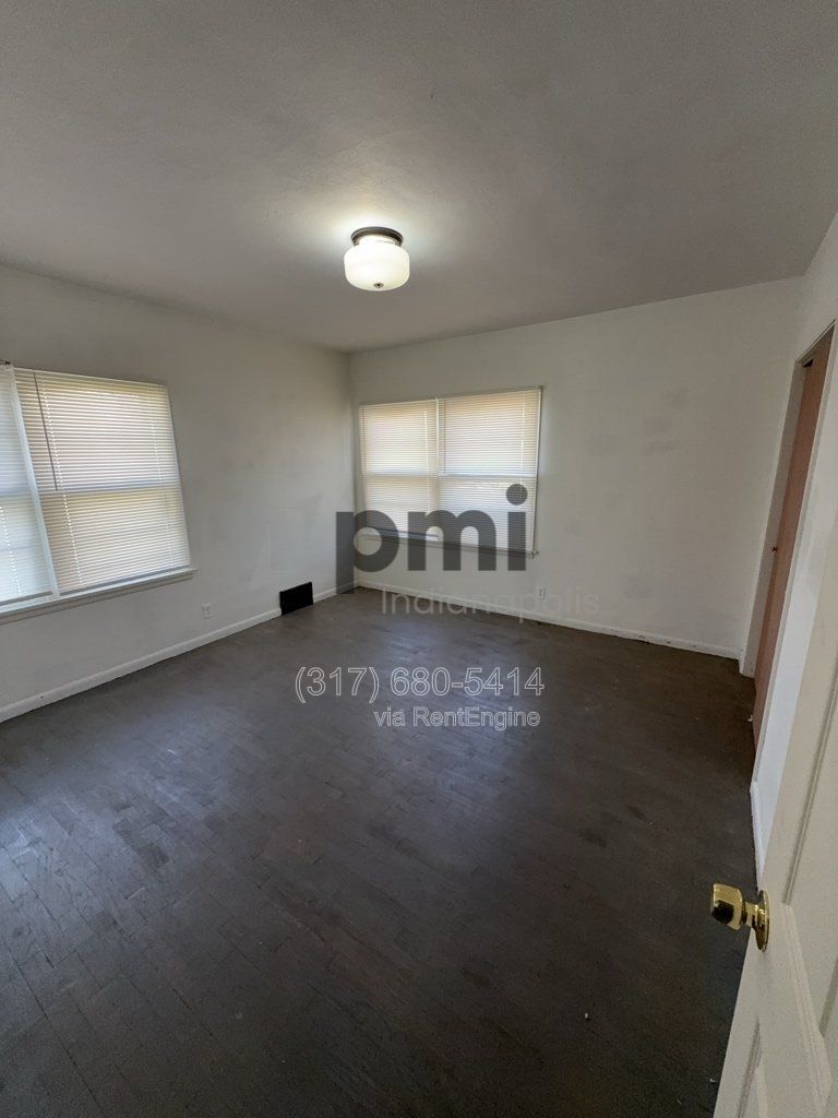 Gallery Image 23